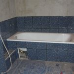 Як укладати кахель у ванній кімнаті: основні етапи